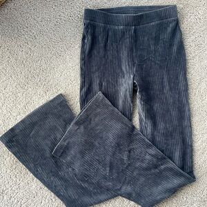 Aerie Grey “ribbed” flare leggings